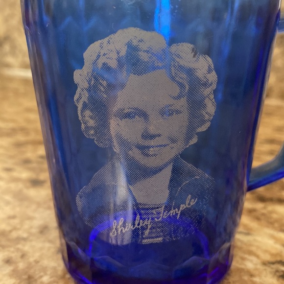 Vintage 1930's Shirley Temple Hazel Atlas Co. Cobalt Blue Glass Creamer/Pitcher - Picture 4 of 4
